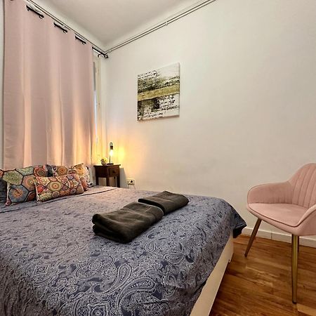 By Urquinaona Private Rooms Barcelona Kültér fotó